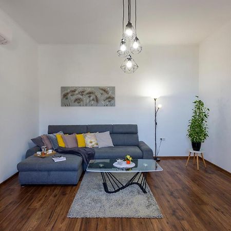 Apartman Lema Πούλα Εξωτερικό φωτογραφία